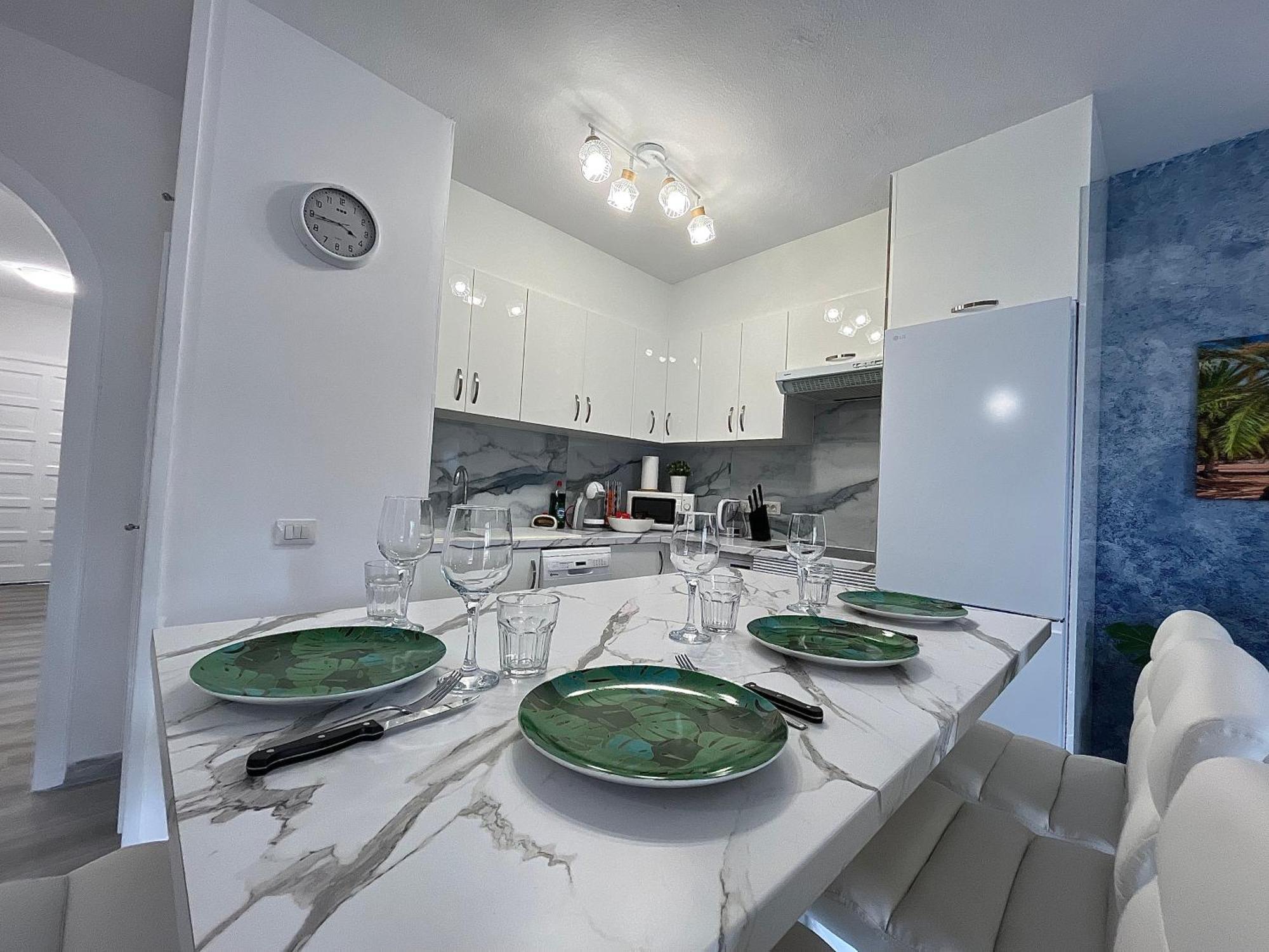 Ocean Light Apartment Los Cristianos  Exterior photo